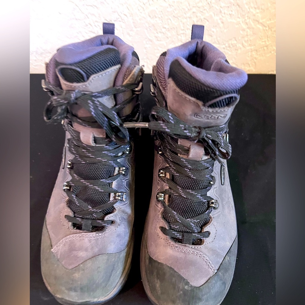 KEEN Womens 'Wild Sky' Mid WP Graystone Leather Waterproof Hiking Boot Sz 7.5